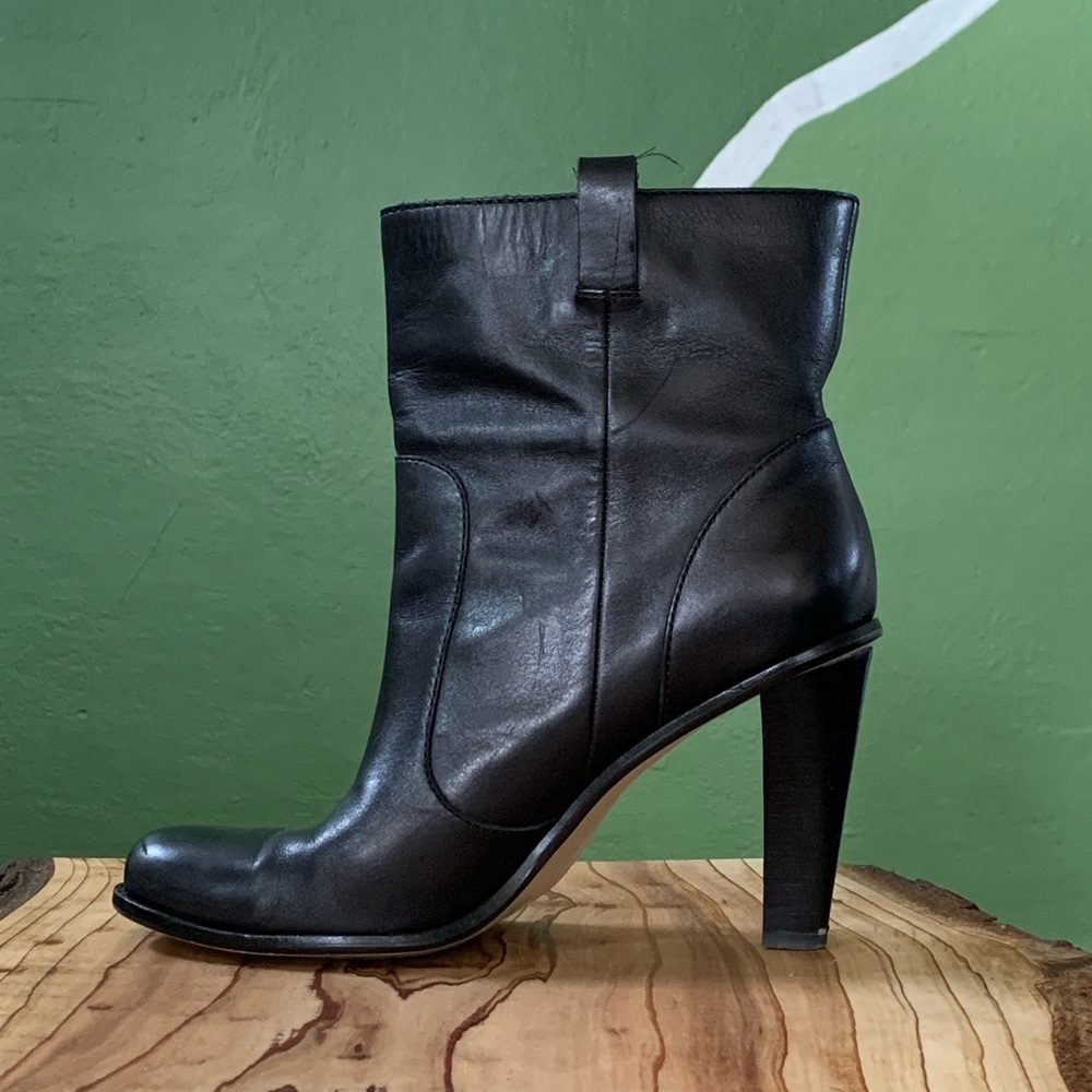 Gorgeous Cole Haan short dress boots
